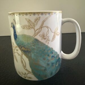 Large Coffee Mug 222 Fifth Porcelain Fine
Peacock Garden
